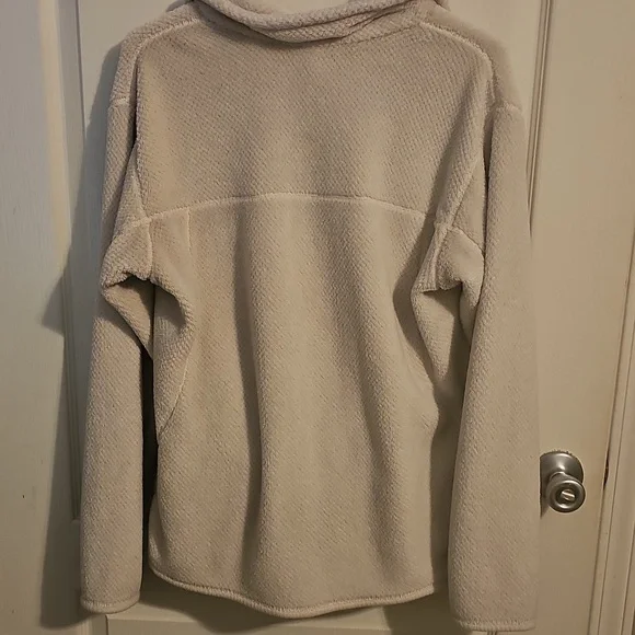 Patagonia Beige Fleece Pullover - Picture 5 of 5